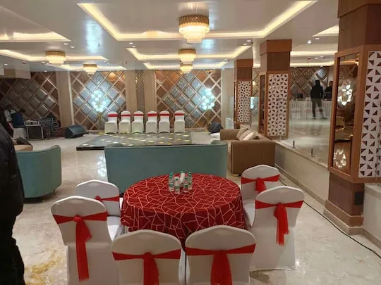 Luxury Suite Layout #6